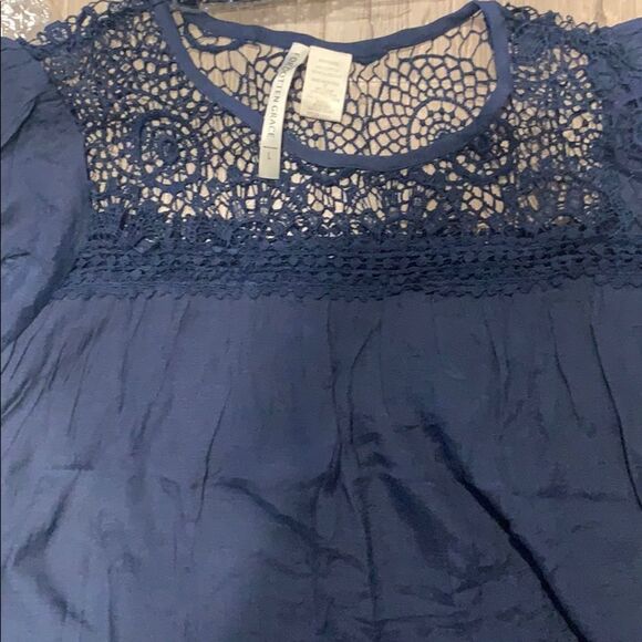 Crochet Trim Short sleeve blouse - Picture 6 of 10